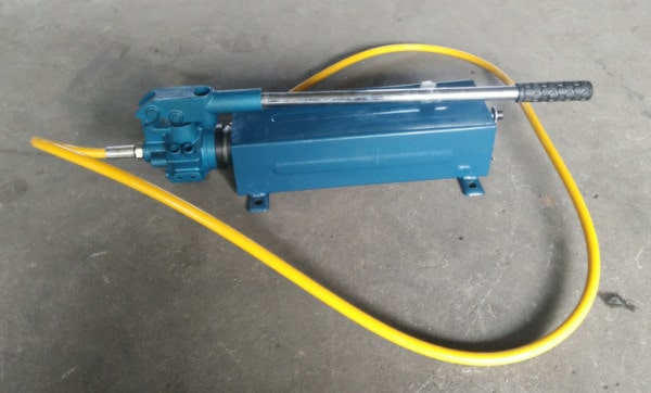 hand operated hydraulic cylinder