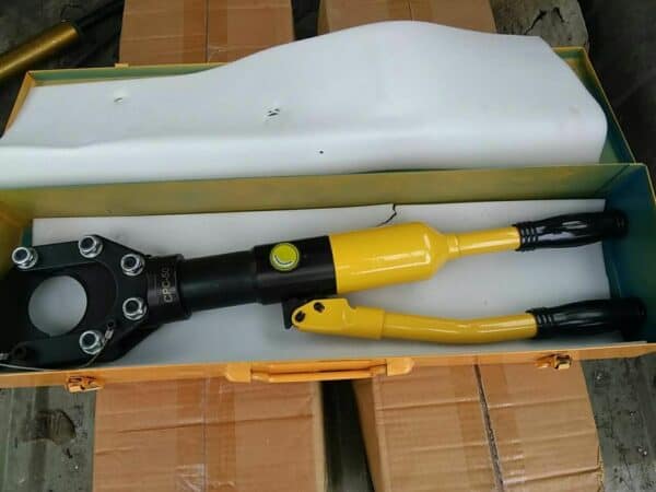 armored cable cutter