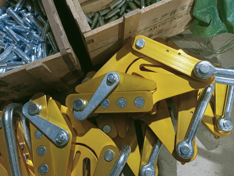 Understanding the Versatile Applications of Self-Gripping Clamps